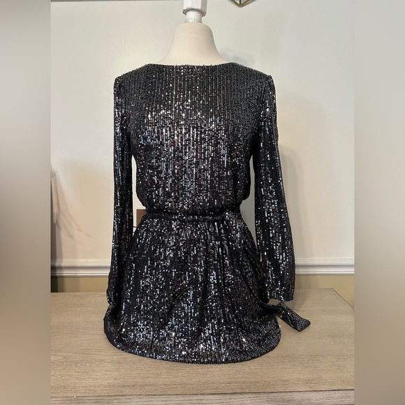 Crystal Sky Dresses & Skirts - Black Sequin Long Sleeve Dress